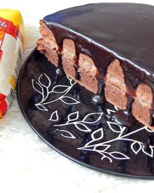 Шоколадный пирог с манным кремом