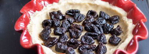 творожный пирог с черносливом. Шаг 3