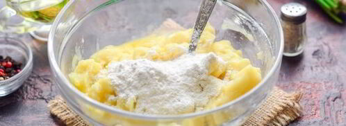 картофельные пирожки с фаршем. Шаг 7