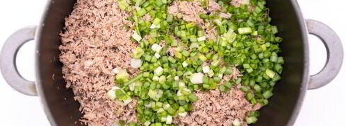 печеные пирожки с говядиной и зеленым луком. Шаг 6