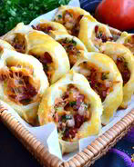 Пирожки Погача с колбасой и сыром