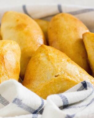 Пирожки с яблочным повидлом