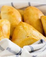 Пирожки с яблочным повидлом