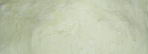 пирожки с яблоками и изюмом на сковороде. Шаг 2