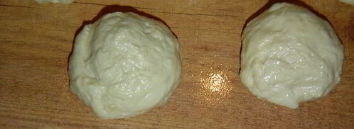 пирожки с яблоками и изюмом на сковороде. Шаг 4