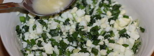 пирожки с зеленым луком и яйцами. Шаг 3