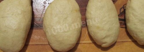 пирожки жареные на дрожжах на сковороде. Шаг 4