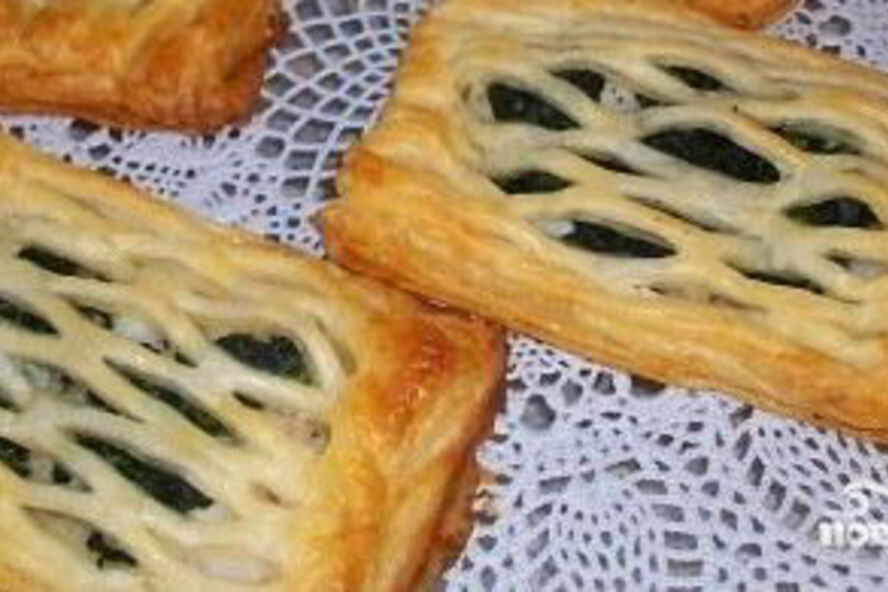 Рецепт слоеные пирожки с рыбой