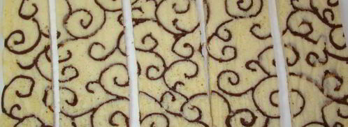 ажурные пирожные с малиновым муссом и джемом. Шаг 8