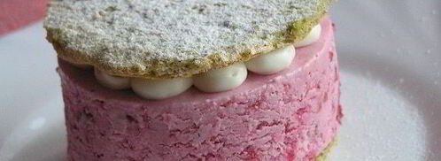 фисташковое пирожное с брусничным семифредо. Шаг 28