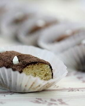 Пирожное Картошка из бисквита