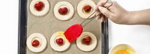 пирожные с клубникой. Шаг 4