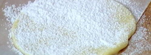 пирожные с кремом из маскарпоне, клубникой и базиликом. Шаг 4