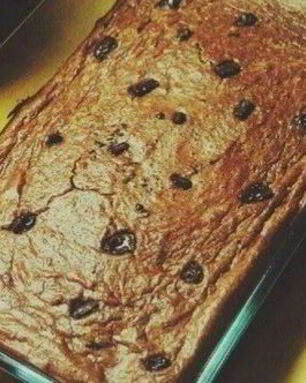 Шоколадно-творожный брауни с вишней