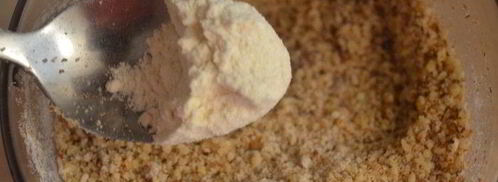 воздушное миндальное пирожное с ванильным ароматом. Шаг 3