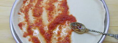 домашняя пицца с копченой колбасой. Шаг 3