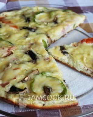 Пицца на сковороде на сметане