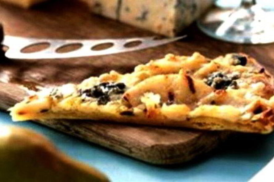 Рецепт пицца с голубым сыром и грушей
