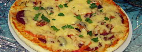 пицца с колбасой и маринованными огурцами. Шаг 6