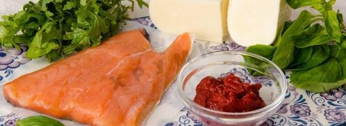 пицца с красной рыбой семгой на дрожжевом тесте. Шаг 9