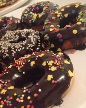 Пончики с глазурью