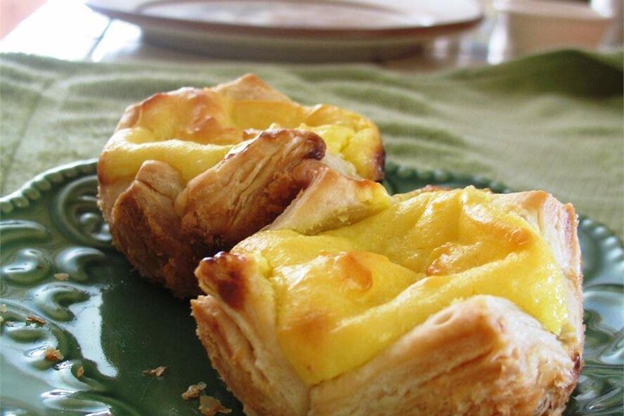 Рецепт португальские слойки с заварным кремом