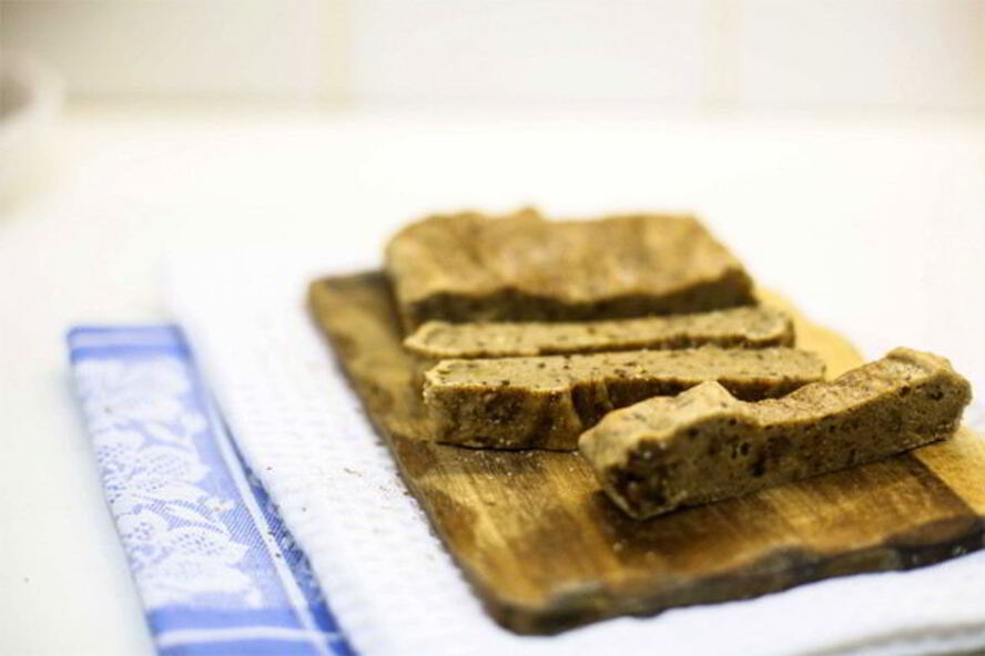 Рецепт коврижка с черносливом и орехами