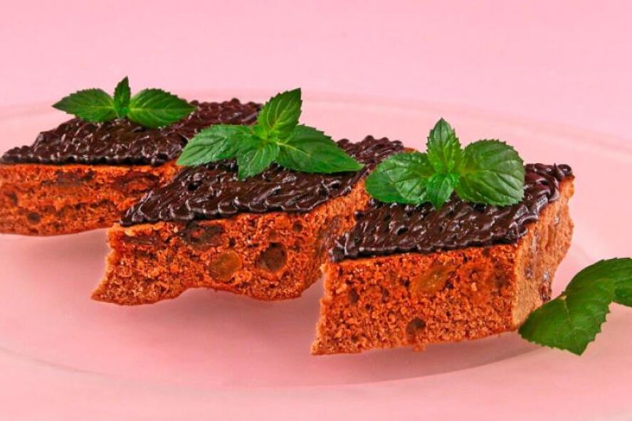 Рецепт коврижка с изюмом и орехами