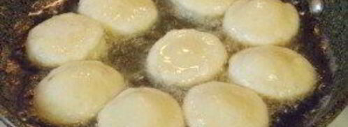 пышки на кефире, жаренные на сковороде. Шаг 6