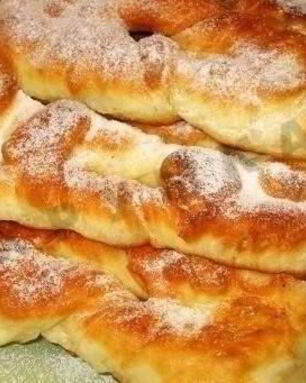 Пышный хворост на кефире