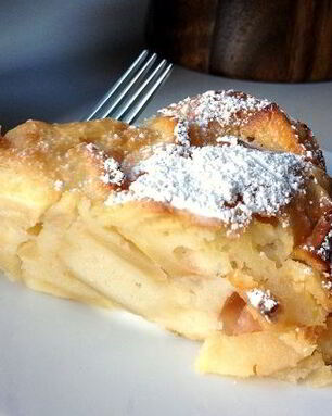 Аппетитная яблочная Шарлотка