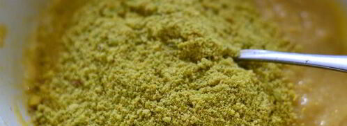 клубнично-фисташковая шарлотка. Шаг 4