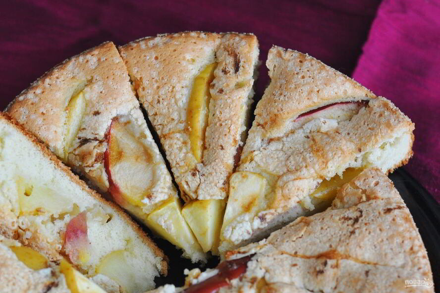 Рецепт шарлотка из яблок в духовке