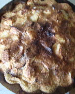 Шарлотка с безе