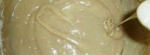 шарлотка с клубникой и яблоками. Шаг 3