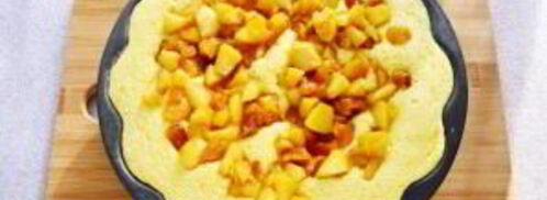 шарлотка с курагой и яблоками. Шаг 8