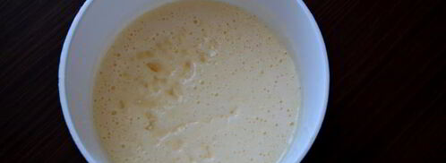 шарлотка с малиной из мультиварки. Шаг 2