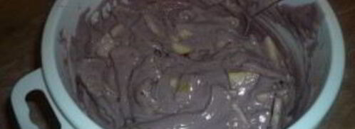 шарлотка с вареньем в мультиварке. Шаг 8