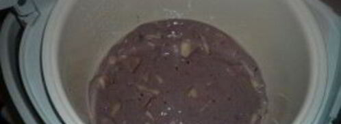 шарлотка с вареньем в мультиварке. Шаг 9