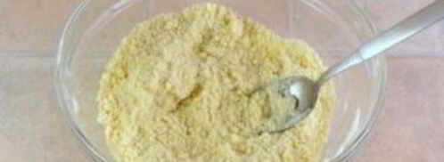 шарлотка с яблоками открытая. Шаг 3