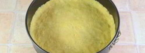 шарлотка с яблоками открытая. Шаг 5