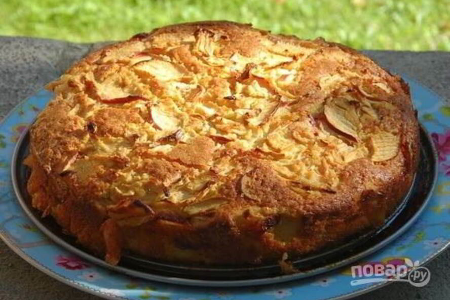 Рецепт яблочная шарлотка на сидре