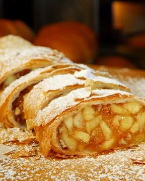 Штрудель с яблоками