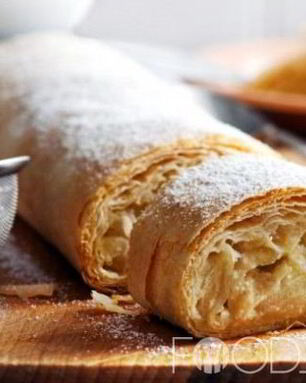 Яблочный штрудель из слоеного теста