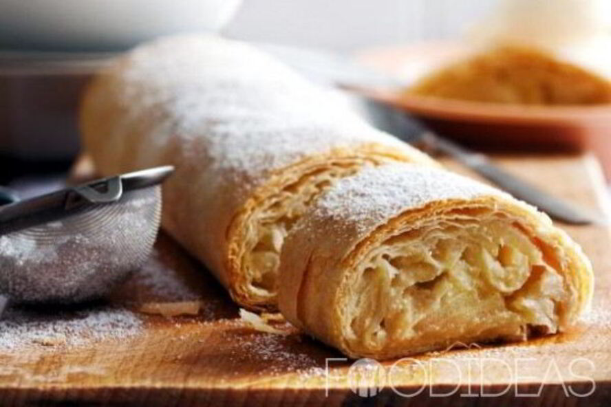 Рецепт яблочный штрудель из слоеного теста