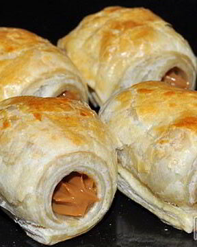 Слоеные трубочки с вареной сгущенкой