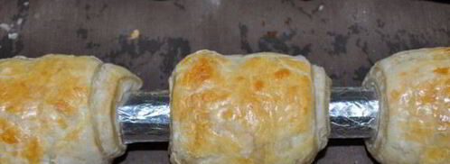 слоеные трубочки с вареной сгущенкой. Шаг 5