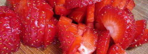 слойки с клубникой в розмариновом меду. Шаг 5