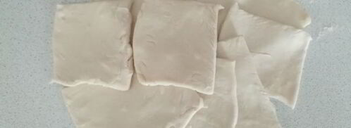 слойки с творогом и сливой. Шаг 2