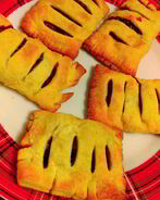 Слойки с тыквой, яблоками и корицей